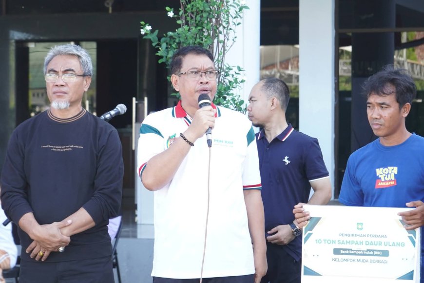 Kolaborasi Pemkab dan Kelompok Pemuda Berbagi dalam Mengurangi Sampah: Sekda Pimpin Pengiriman Perdana 10 Ton Sampah Daur Ulang