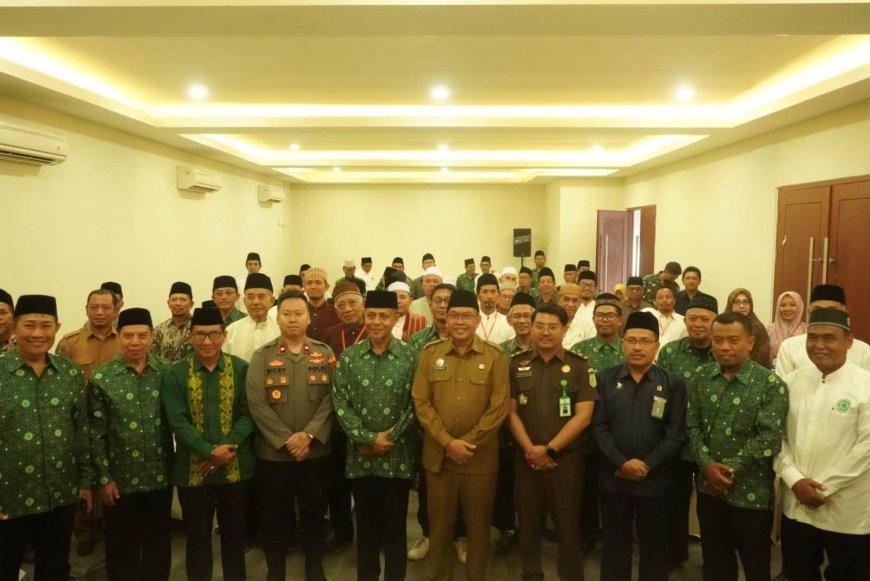 Buka Rakerda MUI Kabupaten Sumbawa 2025, Sekda Ingatkan Peran Penting Ulama Dalam Pembangunan Daerah di Tengah Perubahan Zaman