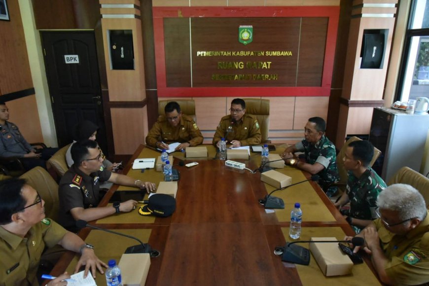 Pastikan Nataru Kondusif, Bupati Jarot Perkuat Sinergi Forkopimda