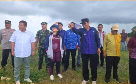 Kawal Visi Presiden di Sumbawa, Ketua DPRD Nanang Nasiruddin Dampingi Wamendikti Saintek Tinjau Lokasi SMA Unggul Garuda