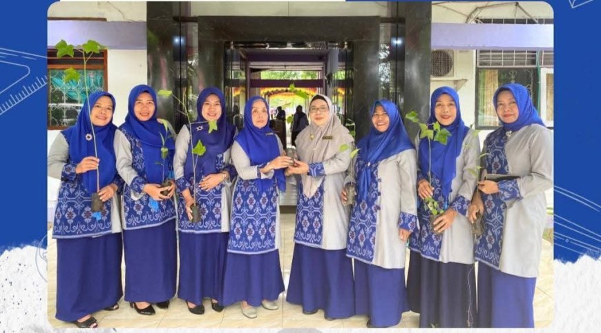 Wujudkan Sumbawa Hijau Lestari 2026, SMAN 1 Sumbawa Besar Gelar Aksi Tanam Pohon Serentak