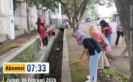 Sinergi Gerakan Indonesia ASRI, Sekretariat DPRD Sumbawa Aksi Gotong Royong Massal