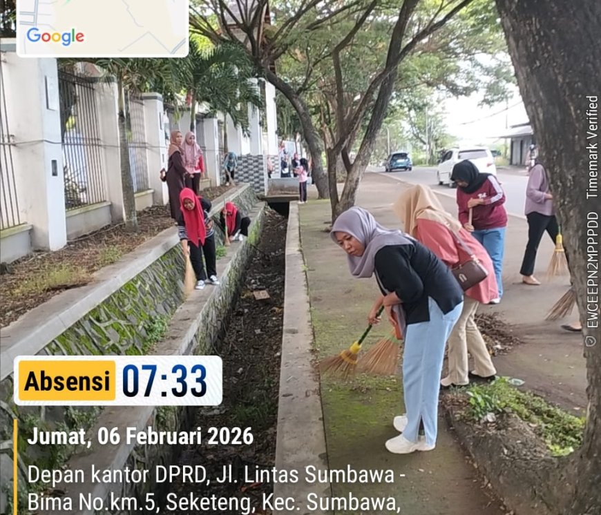 Sinergi Gerakan Indonesia ASRI, Sekretariat DPRD Sumbawa Aksi Gotong Royong Massal