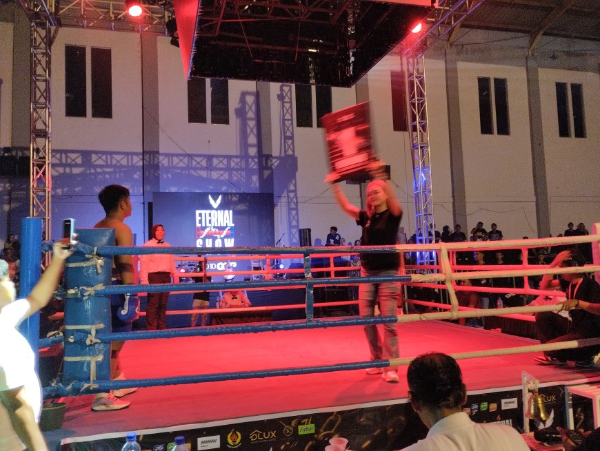 Pertarungan "Snack vs Skill" di Eternal Fight Show: Wahyudip Tekuk Ucok Si Suka Jajan!