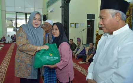 Wagub NTB Indah Damayanti Putri Ajak Ramadan Harus Membawa Kebaikan Bagi Sesama