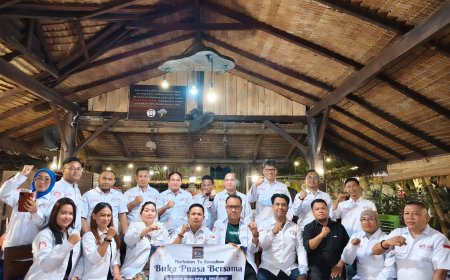 DPW A-PPI Sumut Sambut Lebaran, Gelar Acara Buka Puasa Bersama dan Bagikan Parcel Untuk Anggota