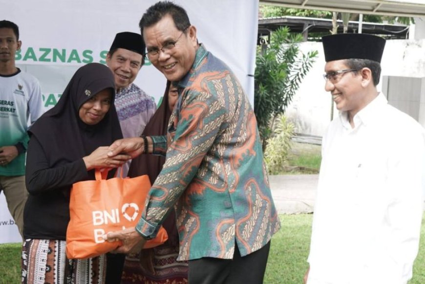 Sinergi Zakat Ramadan: Bupati Sumbawa  Hadiri Penyaluran  1.000 Paket Sembako  BAZNAS dan Tunaikan Zakat Mal di Pendopo