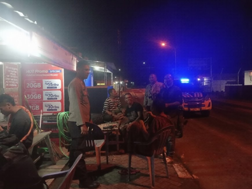 Cegah Kriminalitas, Polsek Plampang Dan Pospol Maronge Intensifkan Patroli Blue Light 