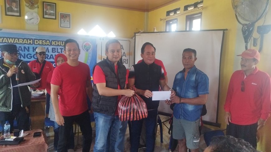 PDI Perjuangan Salurkan Bantuan untuk Korban Kebakaran di Desa Kalimango, Kecamatan Alas