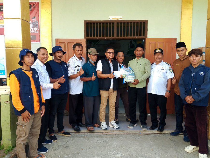 Wujud Nyata Solidaritas: Pemdes dan Remaja Masjid Penyaring Ringankan Beban Korban Kebakaran di Alas