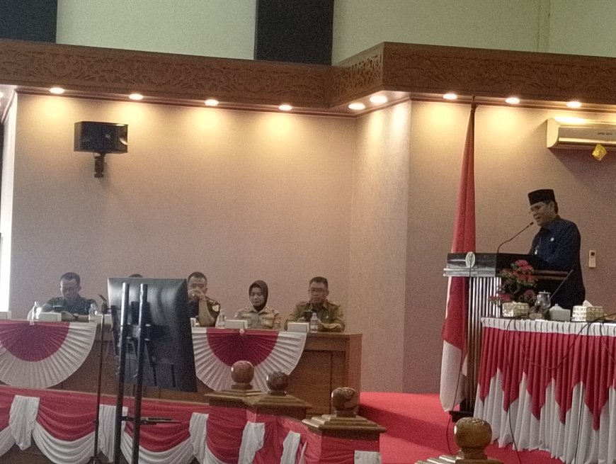Sumbawa Berduka Sekaligus Waspada: Bupati Ajak Hemat Energi di Tengah Gejolak Global