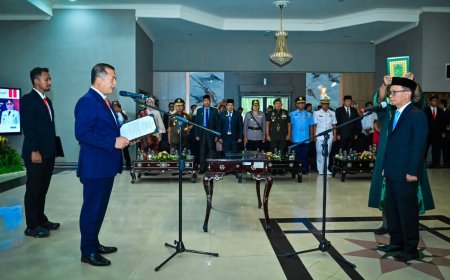 Lantik Sekda NTB, Gubernur Ajak Bangun NTB secara Bersama-sama