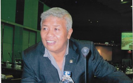 Merintih Dari Tanah: Catatan H Rachmat Hidayat Tentang Pangan, Rakyat, dan Masa Depan