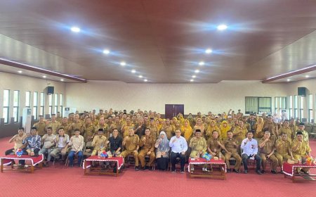 Implementasi Permendikdasmen No. 7 Tahun 2025: Bupati Sumbawa Tekankan Digitalisasi dan Kepatuhan Aturan Masa Jabatan Kepala Sekolah