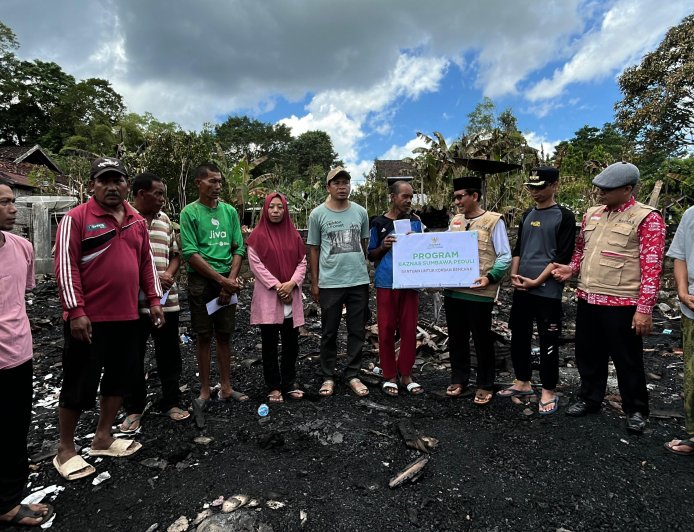 Tiga Rumah Ludes Terbakar di Pamangong A, BAZNAS Sumbawa Gerak Cepat Salurkan Bantuan