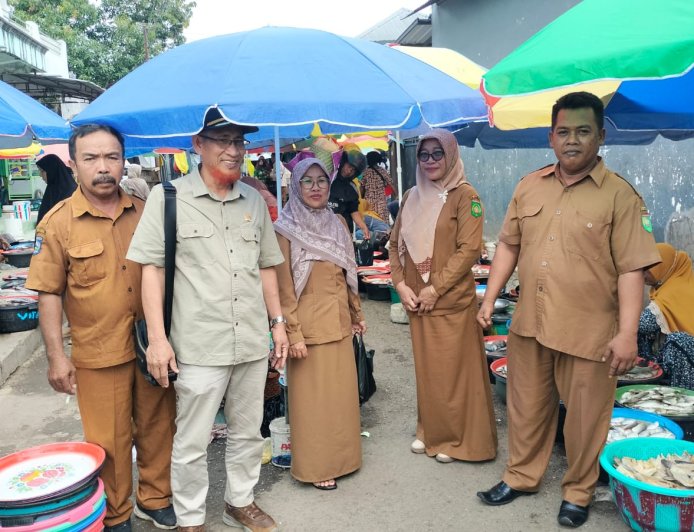 Soroti Kondisi Pasar Alas, Anggota KOMISI II DPRD Sumbawa  H Andi Mappelepui Desak Pemda Lakukan Penataan Ulang