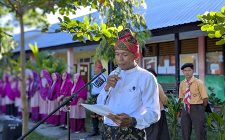 Penuh Khidmat, SMPN 1 Moyo Utara Peringati Hardiknas 2026: Tekankan Pendidikan Bermutu untuk Semua