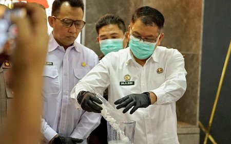 Hadiri Pemusnahan Barang Bukti Narkotika, Sekda Budi Prasetiyo: Pemerintah Daerah Siap Bersinergi Berantas Narkoba di Sumbawa