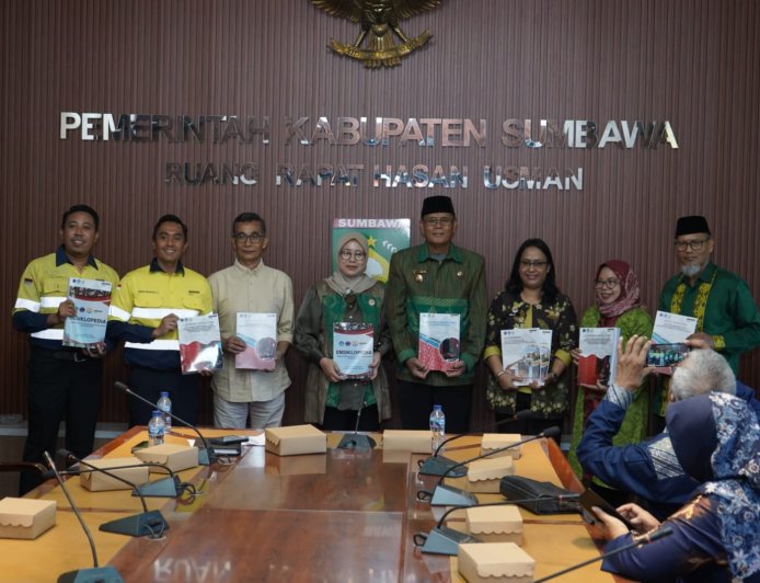 Sultan Sumbawa XVIII Apresiasi Penuh Perlindungan 55 Motif Kere Alang Samawa untuk Dapatkan KIK