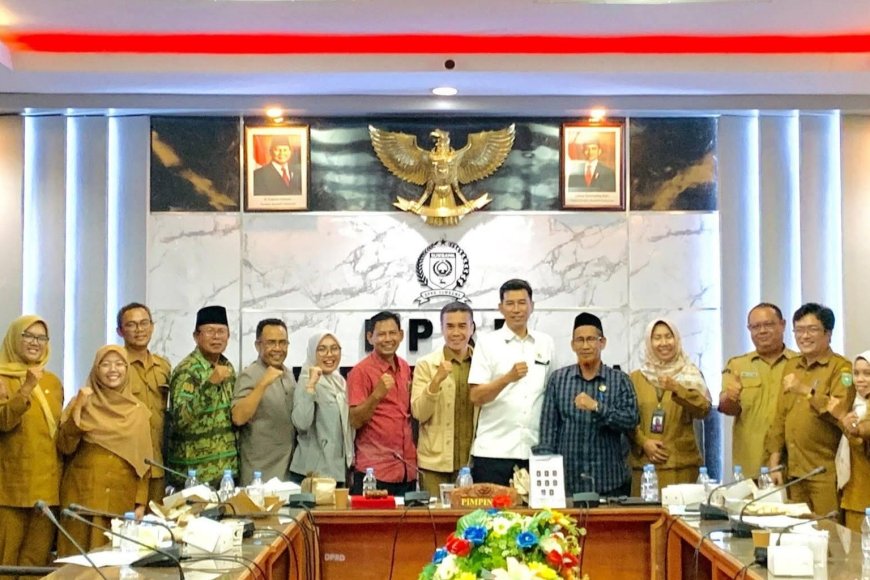 Pansus II DPRD Sumbawa Bedah Kinerja BUMD dan Revisi Ranperda Pengelolaan Pasar Rakyat Pusat Perbelanjaan dan  Toko Swalayan