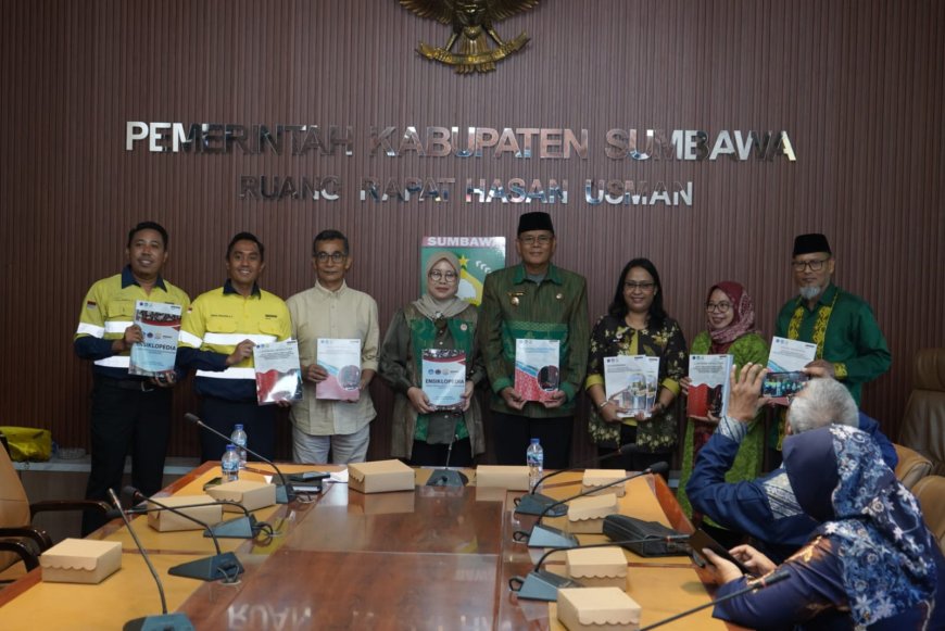 Sultan Sumbawa XVIII Apresiasi Penuh Perlindungan 55 Motif Kere Alang Samawa untuk Dapatkan KIK