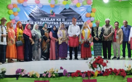 Peringatan HUT ke-2, Wabup Sumbawa Apresiasi Peran Strategis LKSM dalam Pelestarian Adat dan Budaya