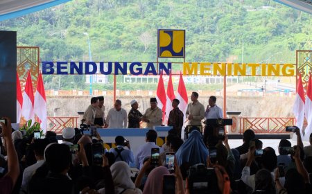 Presiden RI Prabowo  Subianto Resmikan Bendungan Meninting, Air Harus Sampai kepada Petani