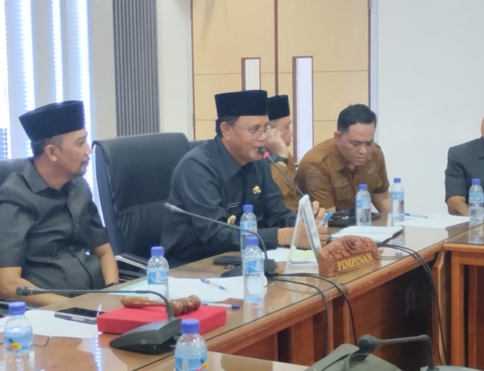 Sengkarut IPR Lantung: Aliansi LSM Bersatu Desak Penutupan Investor, Bupati Sumbawa Isyaratkan Bekukan Koperasi Jika Melanggar