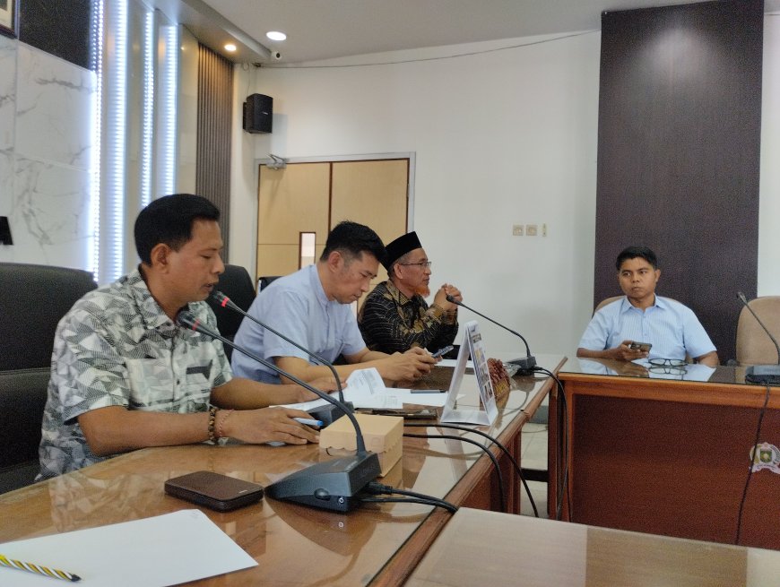 Komisi II DPRD Sumbawa Gelar Hearing, Tuntaskan Polemik Penyaluran Pupuk Bersubsidi di Kecamatan Lape