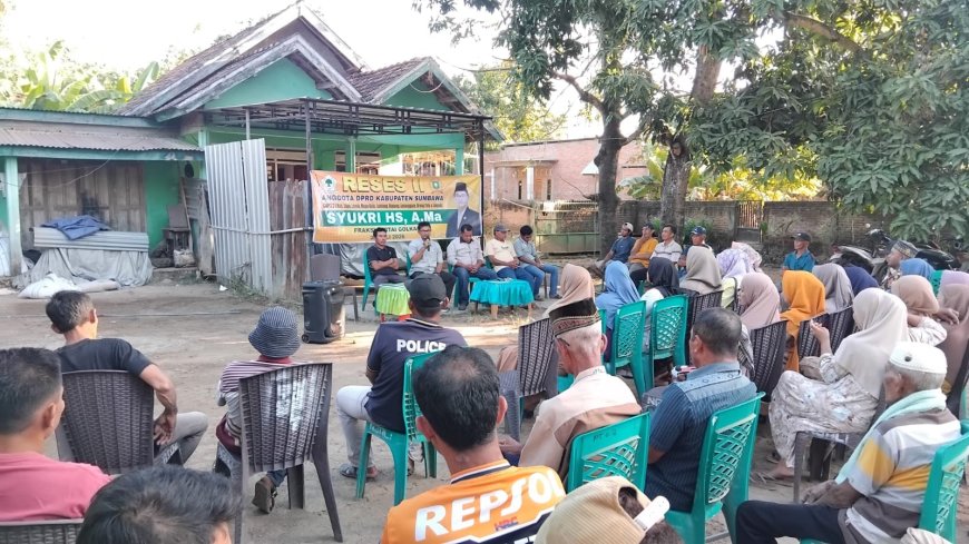 Warga Kecamatan Lape Desak Perbaikan Jalan Labuhan Kuris – Ngali – Labuhan Terata saat Reses Syukri HS