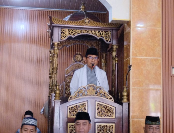 Hadiri Maulid Nabi Muhammad SAW di Samapuin, Wabup Ansori Ajak Warga Jaga Persatuan dan Teladani Akhlak Rasulullah