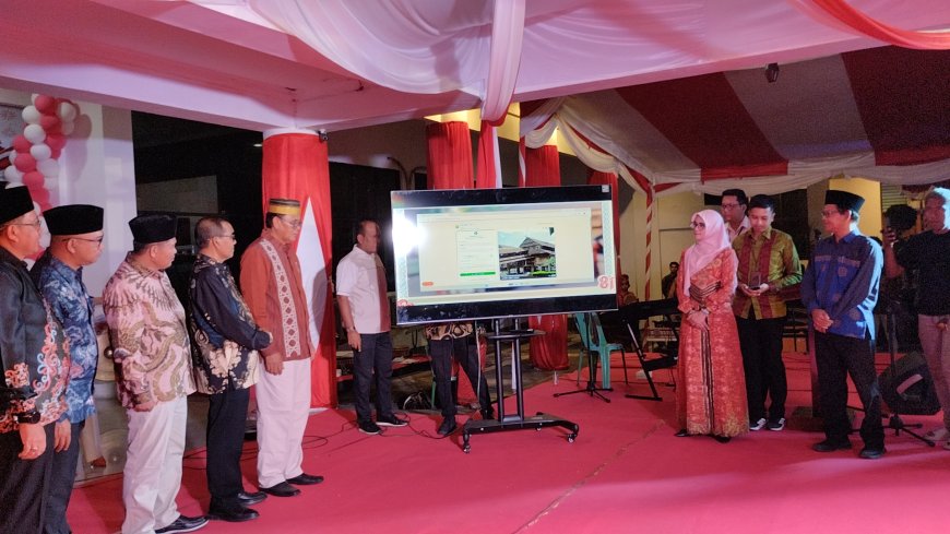Langkah Maju Digitalisasi Daerah, Bupati Sumbawa Launching Aplikasi Smart Tax pada Malam Tasyakuran HUT RI ke-81