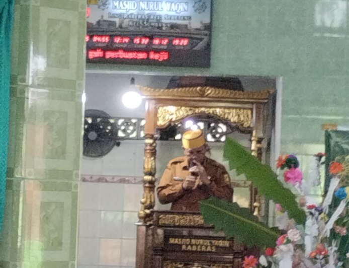 Petik Hikmah Maulid Nabi di Masjid Nurul Yakin, Bupati Sumbawa: Pegang Teguh Akhlak Rasulullah