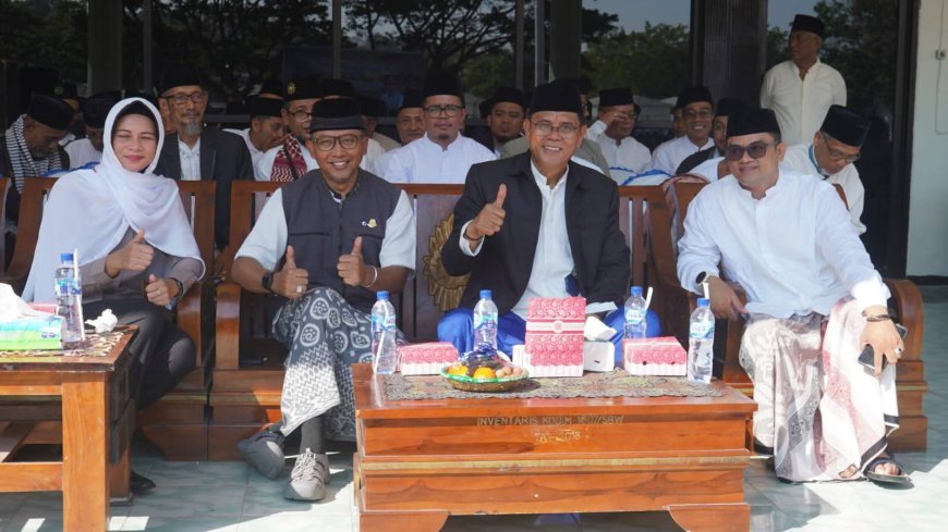Peringati Hari Santri Nasional 2026, Bupati Sumbawa Ajak Santri Kuasai Ilmu dan Teknologi